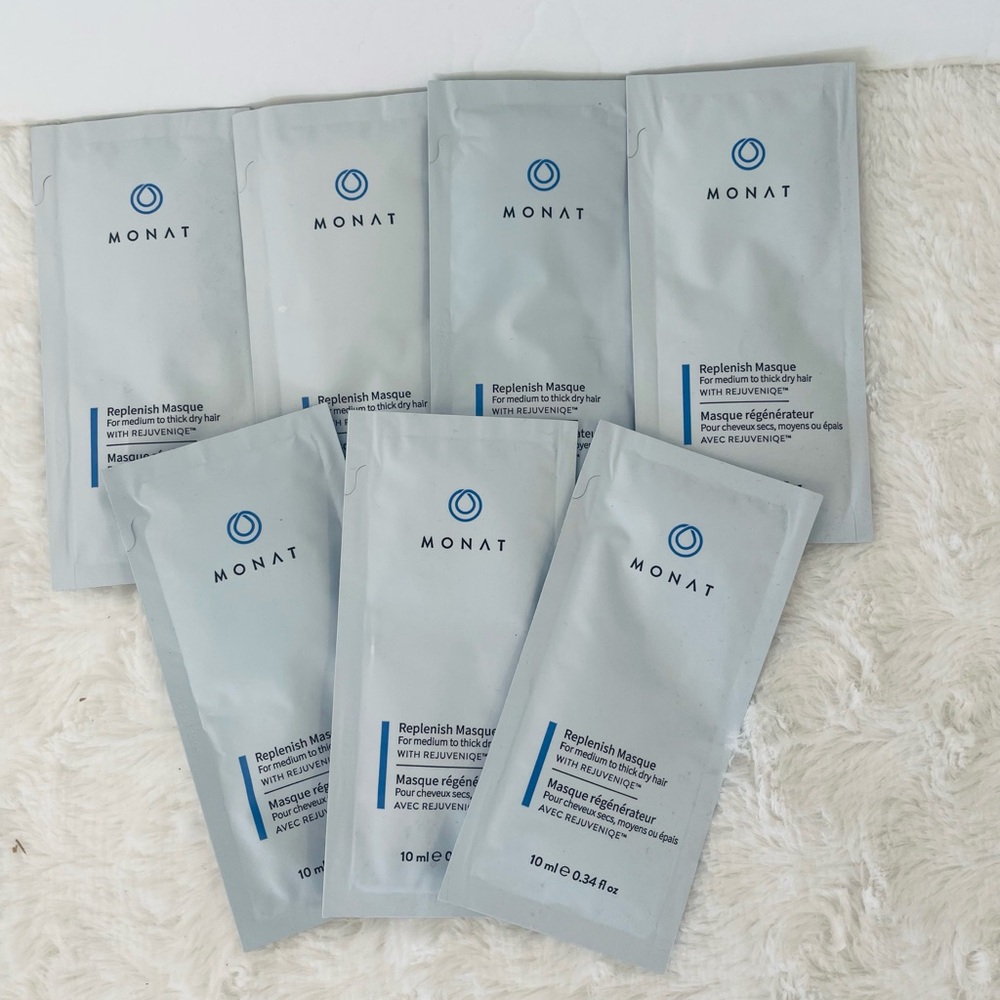MONAT Replenish Masque  for Medium to thick hair 10ml x 7 sachets
